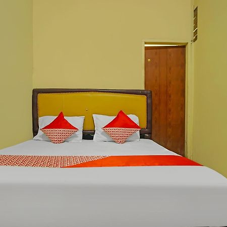 Oyo 92577 Hotel Sidikalang Near Kejaksaan Negeri Dairi Kültér fotó