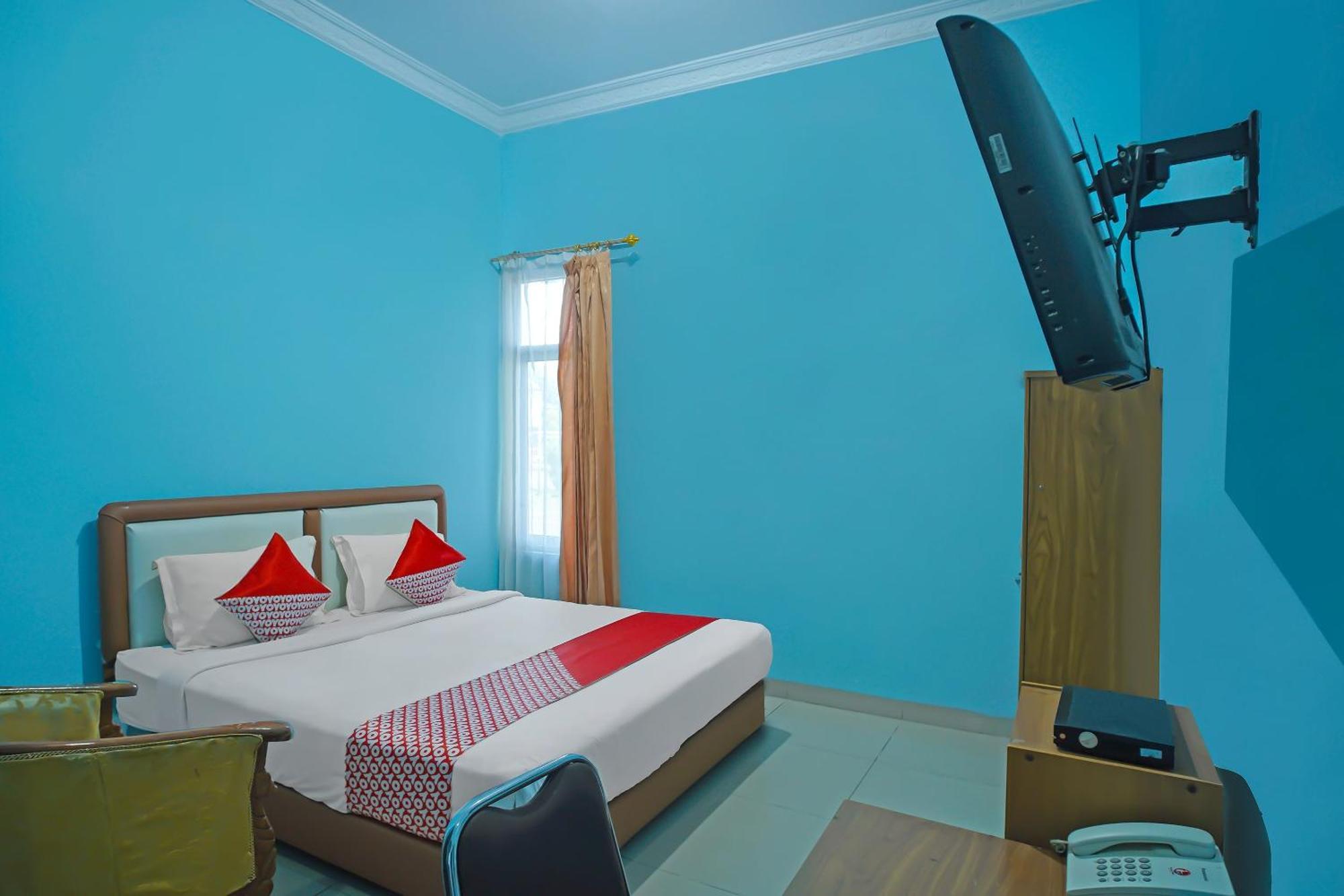 Oyo 92577 Hotel Sidikalang Near Kejaksaan Negeri Dairi Kültér fotó