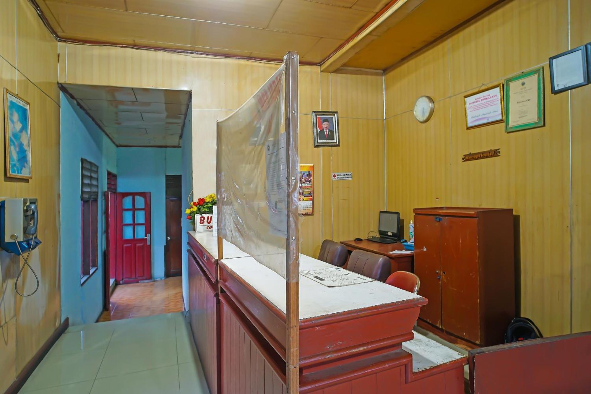 Oyo 92577 Hotel Sidikalang Near Kejaksaan Negeri Dairi Kültér fotó
