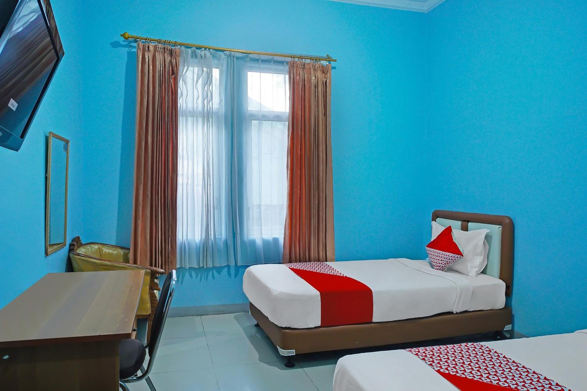Oyo 92577 Hotel Sidikalang Near Kejaksaan Negeri Dairi Kültér fotó